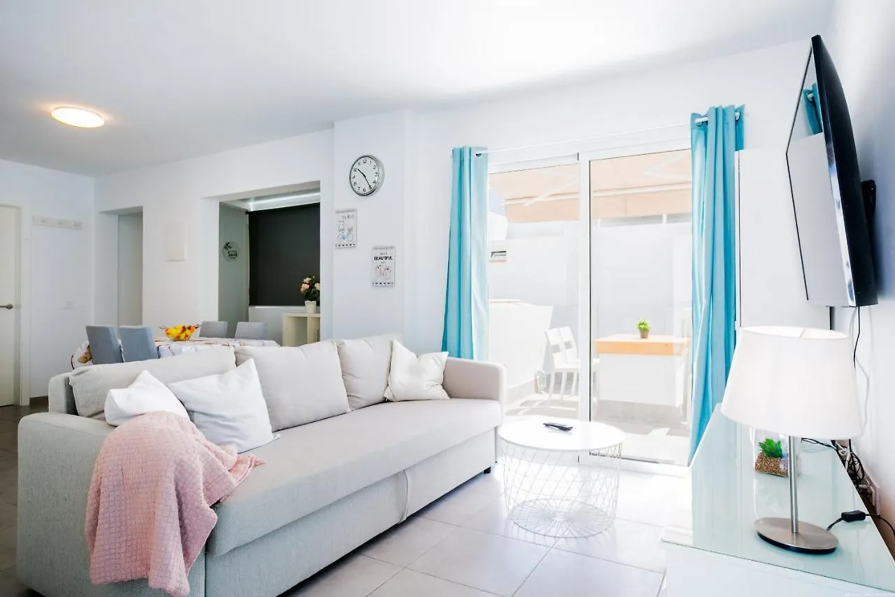 Apartment Los Cristianos Center V 0*, Los Cristianos (Tenerife) Spagna